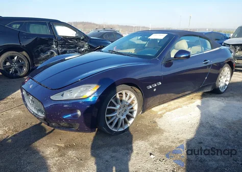 2015 Maserati Granturismo z USA, uszkodzony, nr VIN ZAM45MMA3F0146488